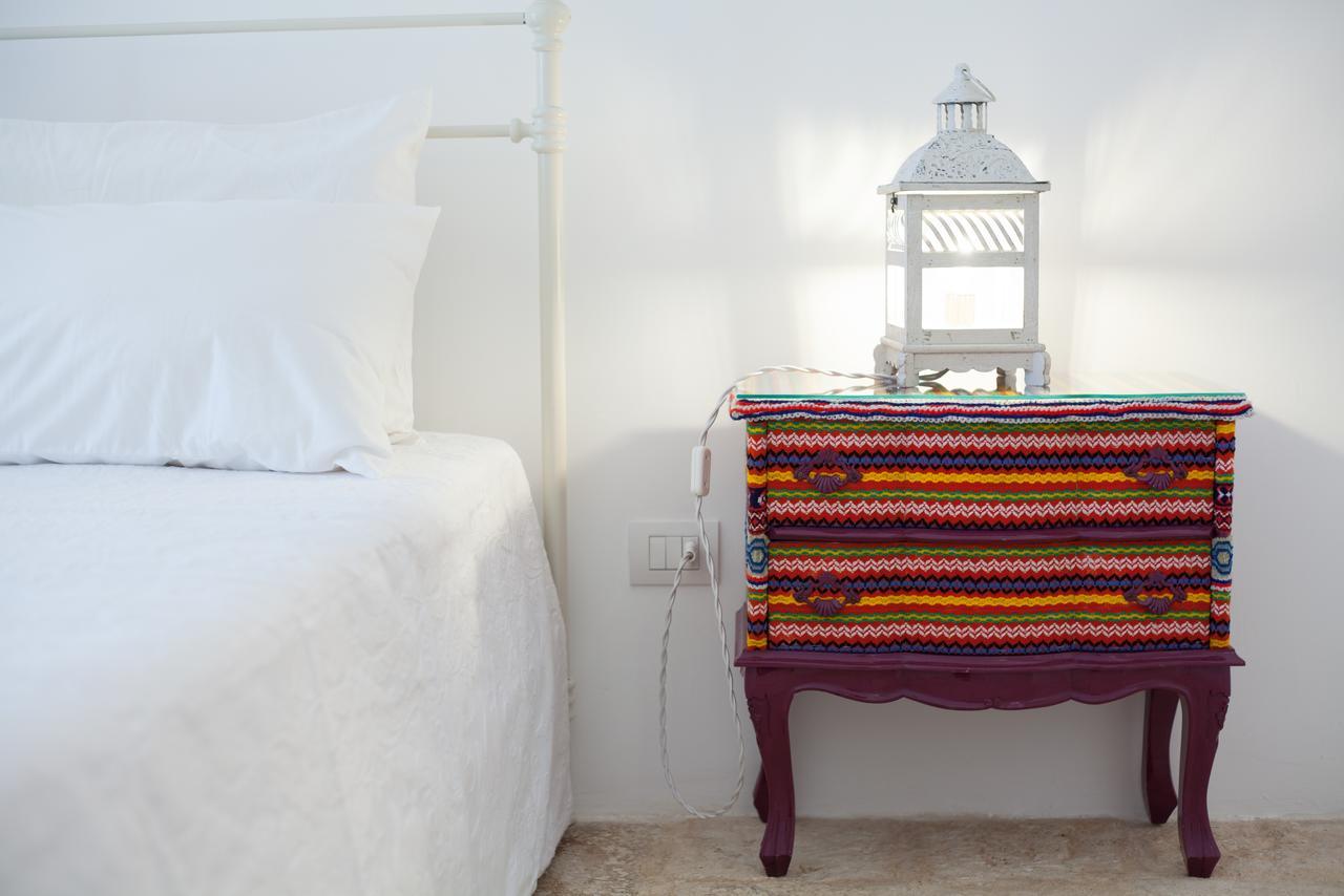 Fikus - The Apulian B&B Челье-Мессапика Экстерьер фото